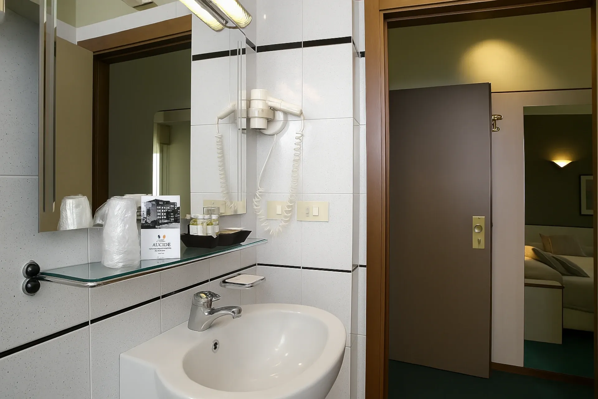 Camera Quadrupla - foto 2